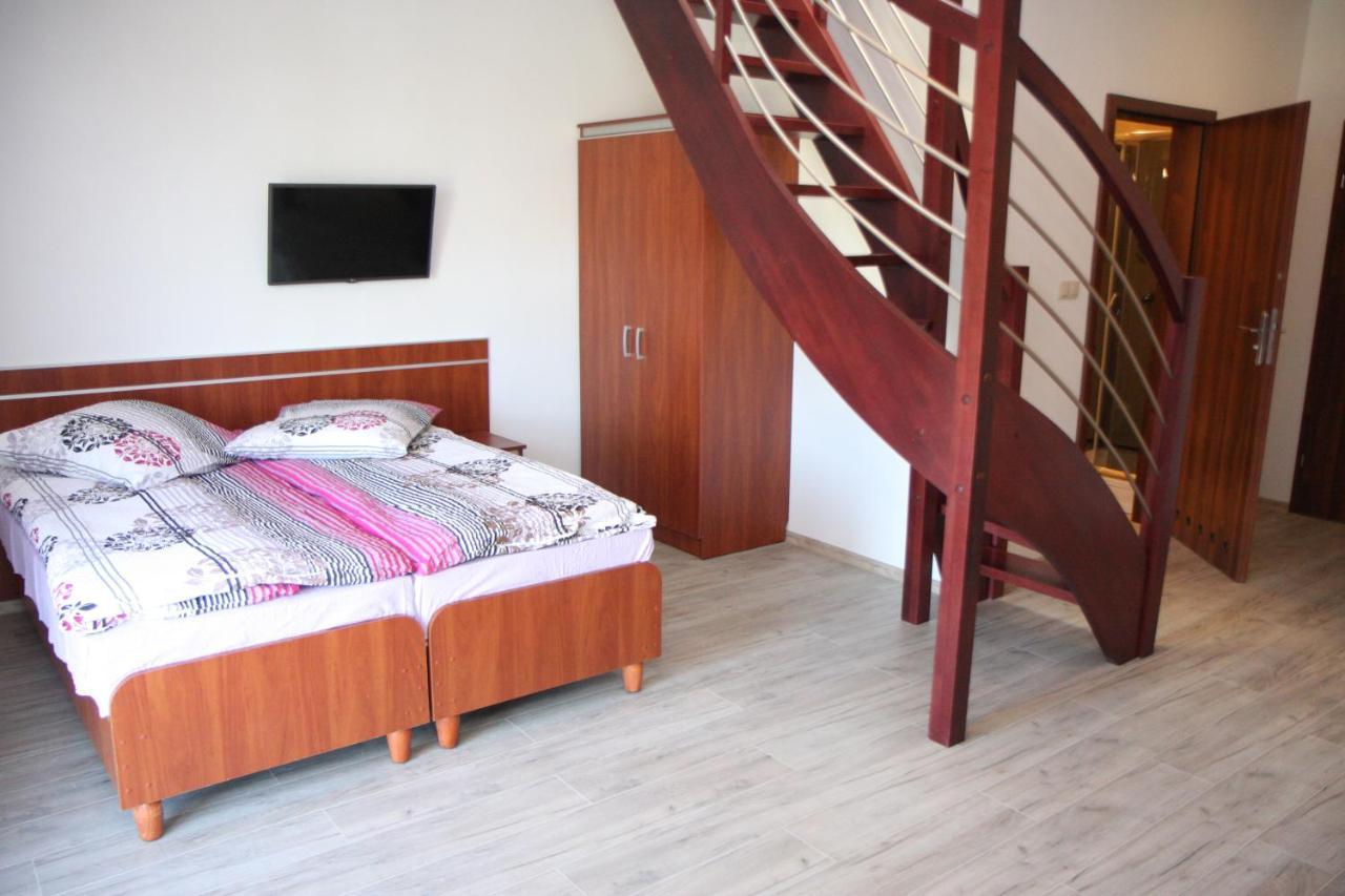 Diament Bed & Breakfast Rewal Exterior foto